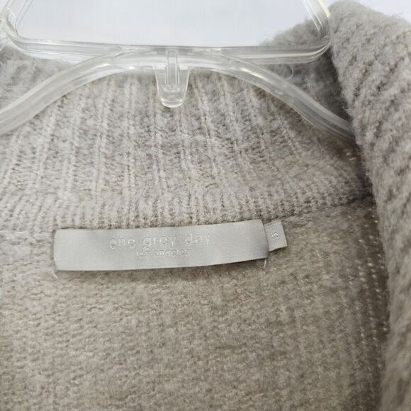 One Grey Day Women’s Size Small Beige Collared Pullover Swester Ribbed - Picture 5 of 7